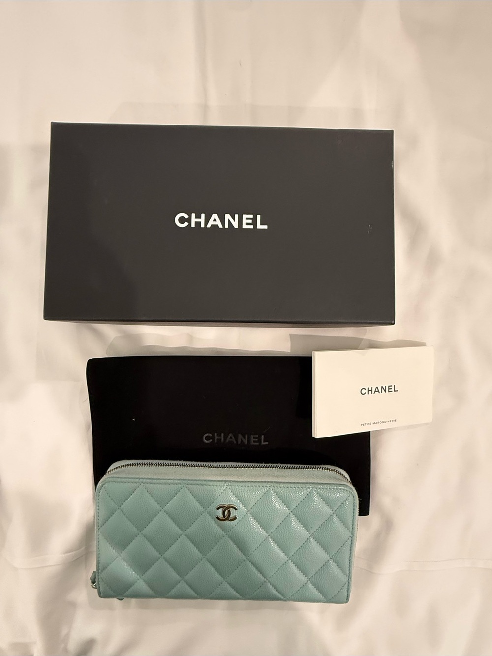 Chanel Caviar Leather Wallet - Picture 2 of 15